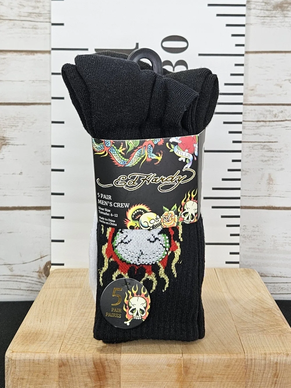 Ed Hardy Men’s Crew Socks - 3 Black 2 White (5 Pack)
